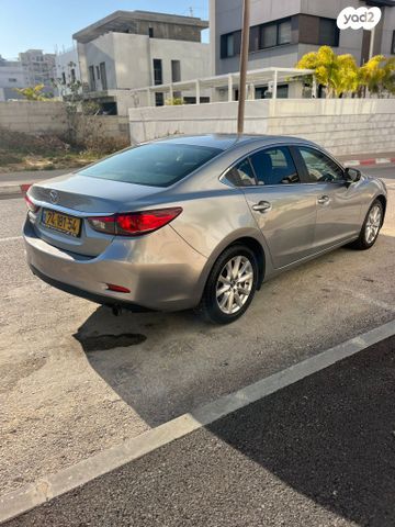 מודעת רכב מאזדה 6