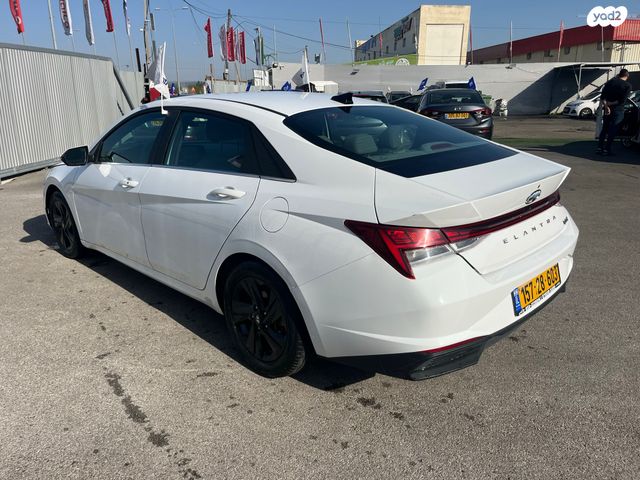 יונדאי אלנטרה