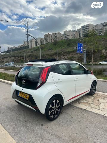 טויוטה אייגו