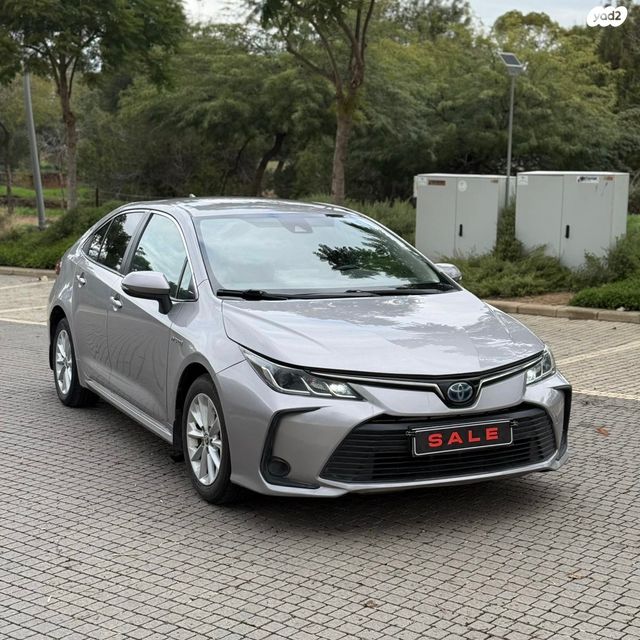 טויוטה קורולה