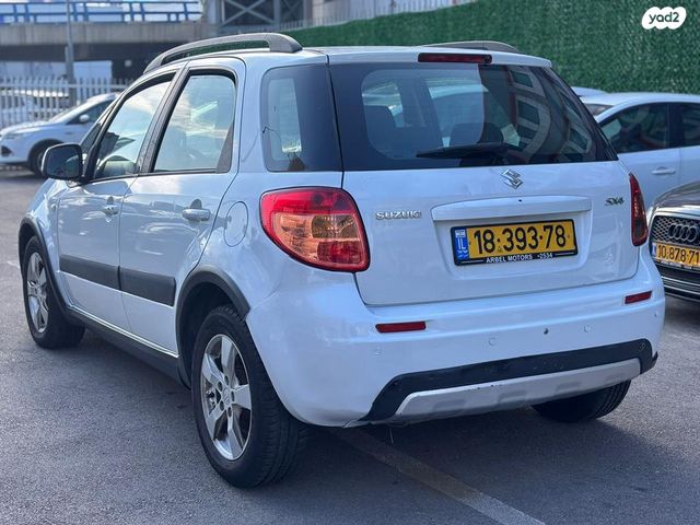 סוזוקי SX4