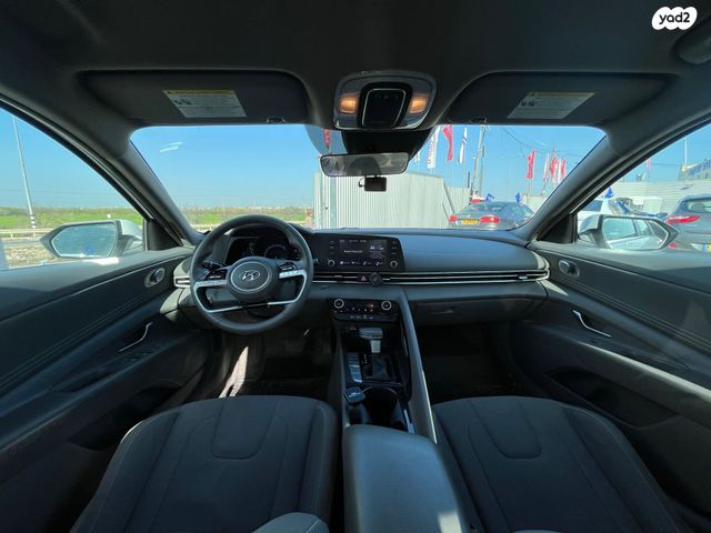 יונדאי אלנטרה