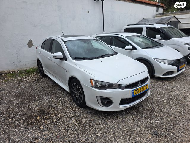 מודעת רכב מיצובישי לנסר