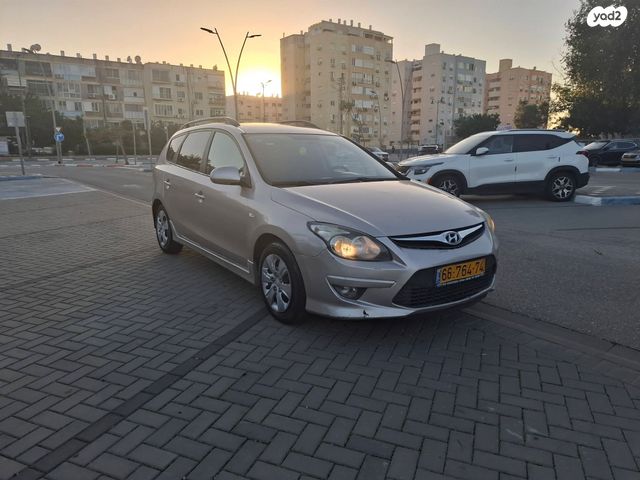 יונדאי i30