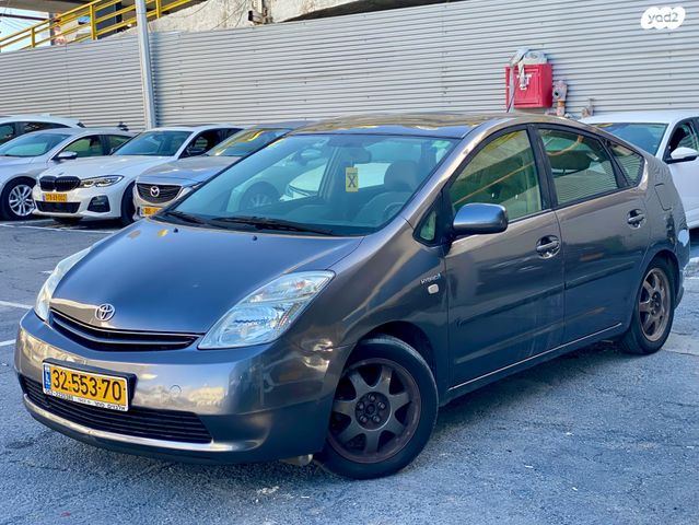 מודעת רכב טויוטה פריוס