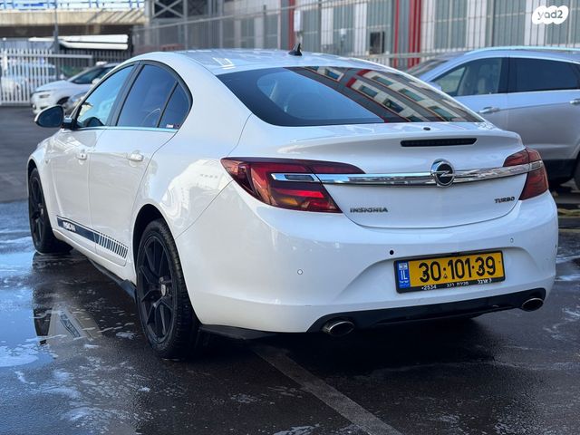 אופל אינסיגניה