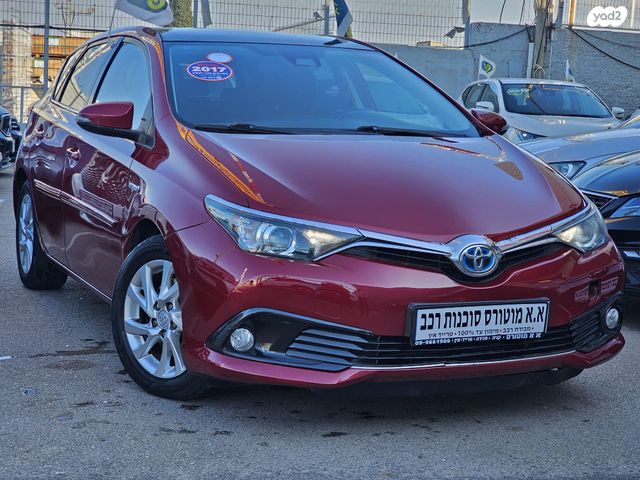 טויוטה אוריס