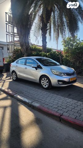 מודעת רכב קיה ריו
