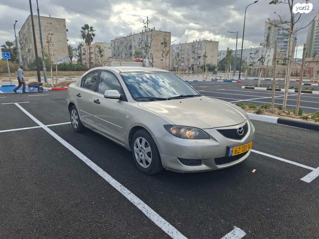 מאזדה 3