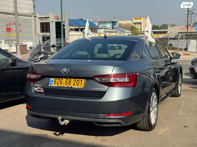 סקודה סופרב