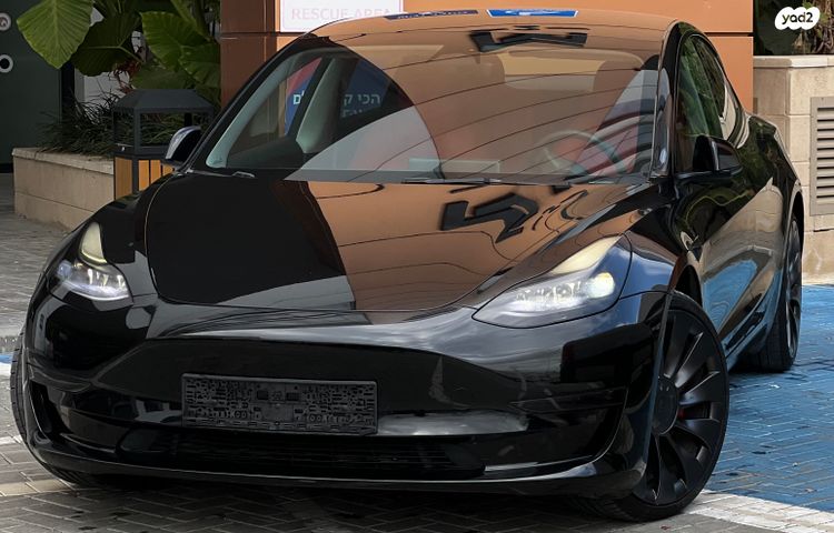 מודעת רכב טסלה מודל 3