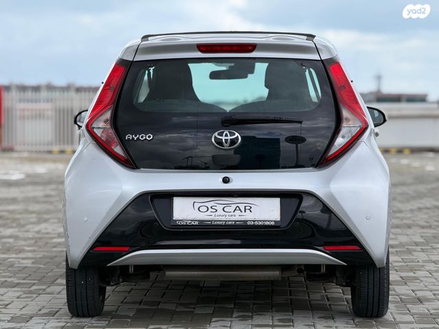 טויוטה אייגו