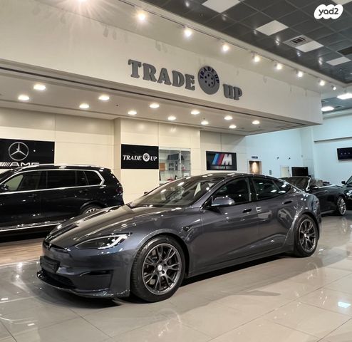 מודעת רכב טסלה מודל S