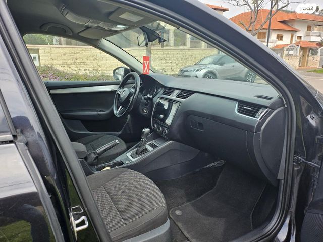 סקודה אוקטביה 