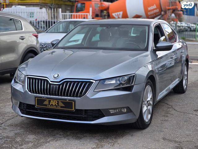 מודעת רכב סקודה סופרב