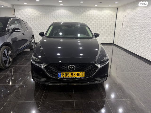 מודעת רכב מאזדה 3