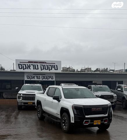 ג'י.אם.סי סיירה EV  