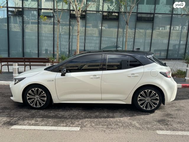 טויוטה קורולה