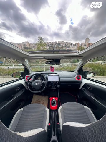 טויוטה אייגו