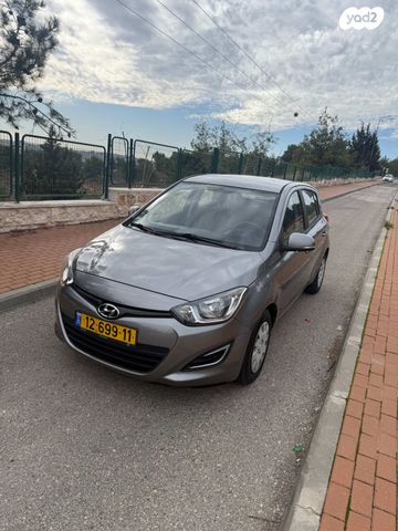 מודעת רכב יונדאי i20
