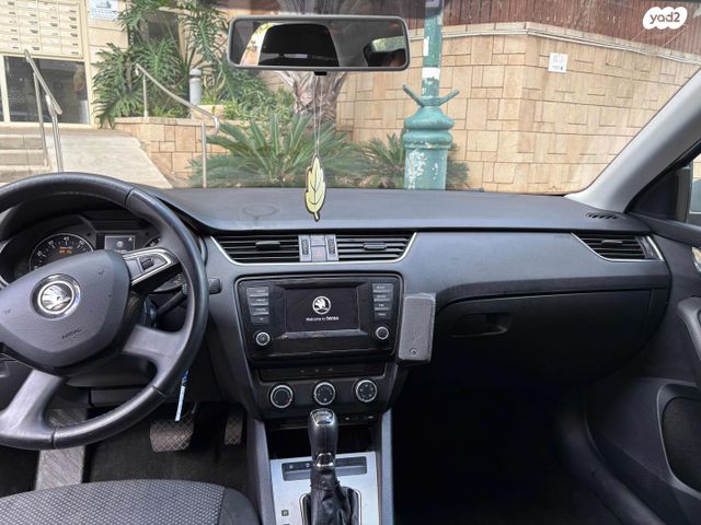 סקודה אוקטביה 