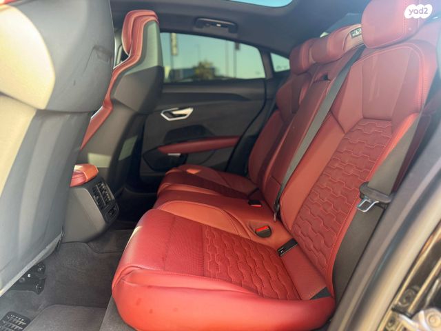 אאודי E-tron GT