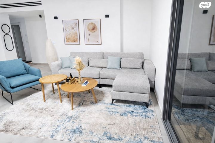 שדרות מנחם בגין 16