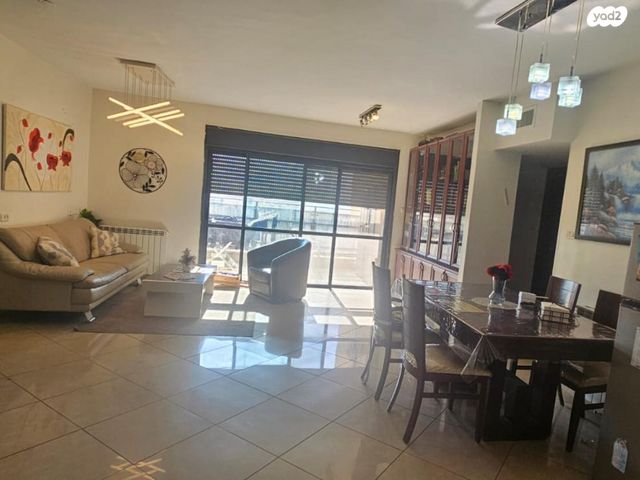 אליהו קורן 24