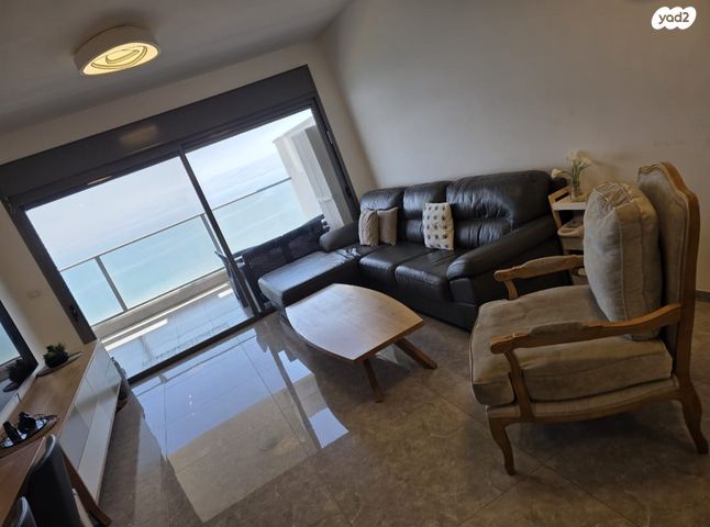 דירה, שדרות הרצל 19, קרית שמואל, טבריה