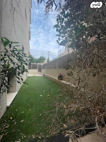 דירת גן, שדרות הצנחנים 14, נגבה, רמת גן