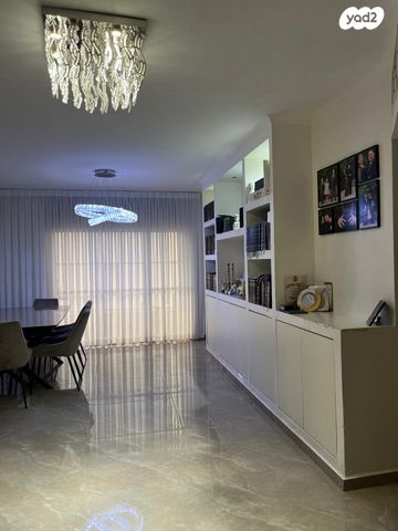 דירה, הזית 1, קרית יערים, קרית יערים