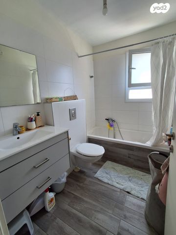 בית פרטי/ קוטג', מנדרינה 1, נווה פרדסים, פרדס חנה כרכור