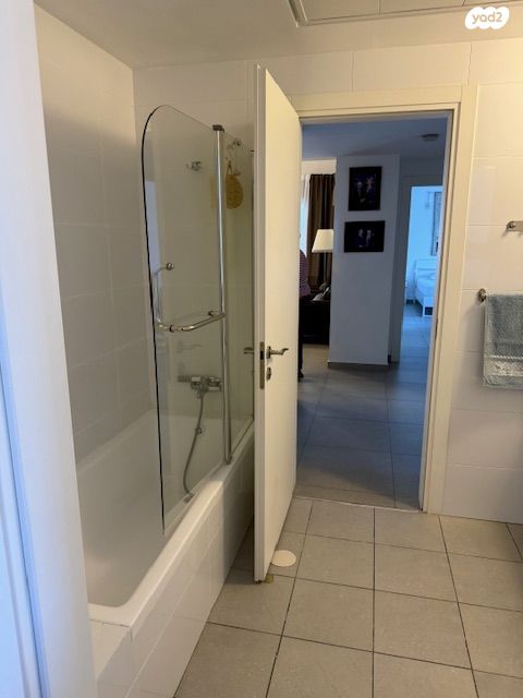 דירה, שדרות הציונות 81, ברנע, אשקלון