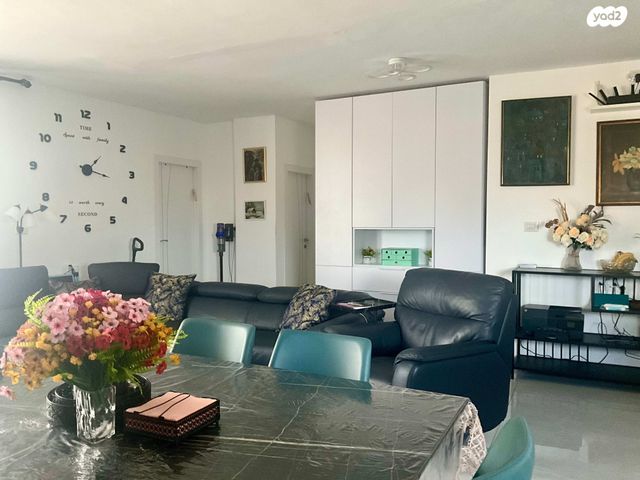 דירה, שדרות חיים וייצמן 98, צפון מזרח מרכז העיר, נתניה