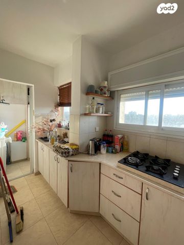 חזון ציון 10