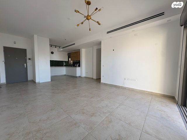 דירה, ברקת 14, אבני חן, חריש