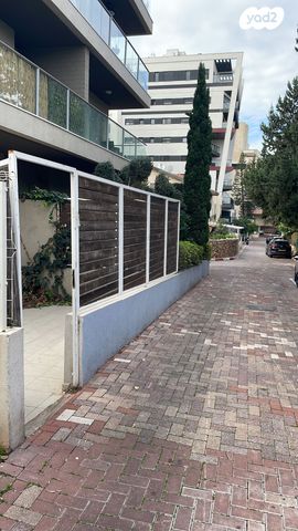 דירת גן, שדרות הצנחנים 14, נגבה, רמת גן