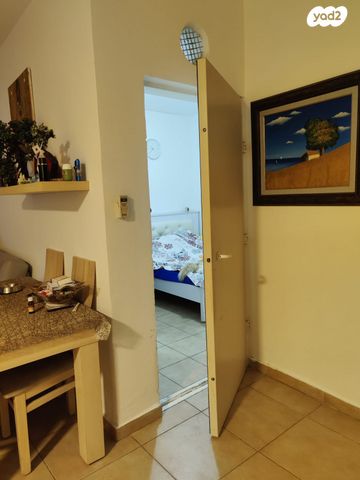 דירה, מעלות אשר 18, ברנע, אשקלון