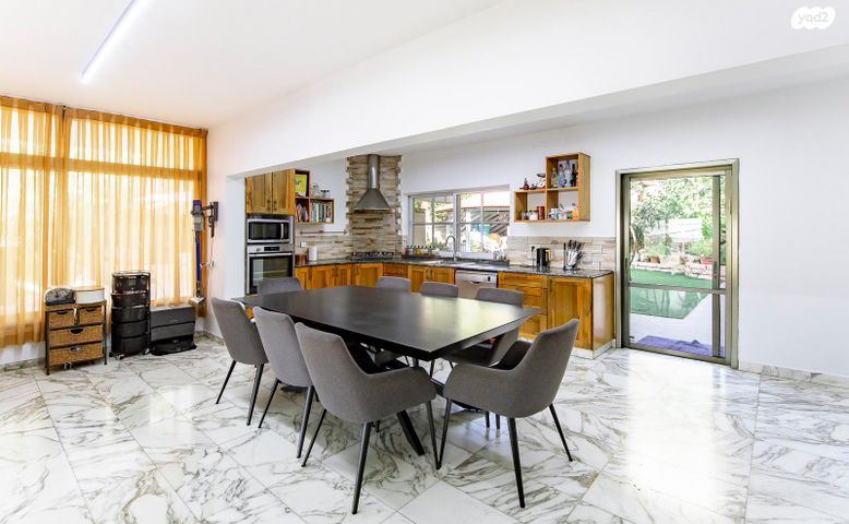 דו משפחתי, הנורית 48, גבעת שרת, בית שמש