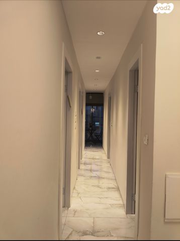 דירה, דגל ראובן 5, קרית משה, ירושלים