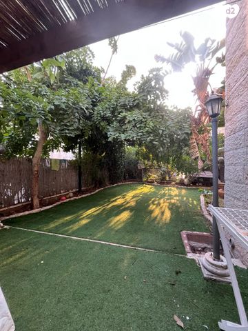 דירת גן, ציפורנית 5, הפרחים, מודיעין מכבים רעות