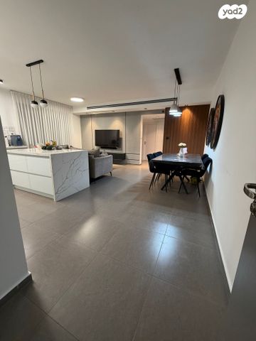 דירה, תל גבעון 12, ממשית, דימונה