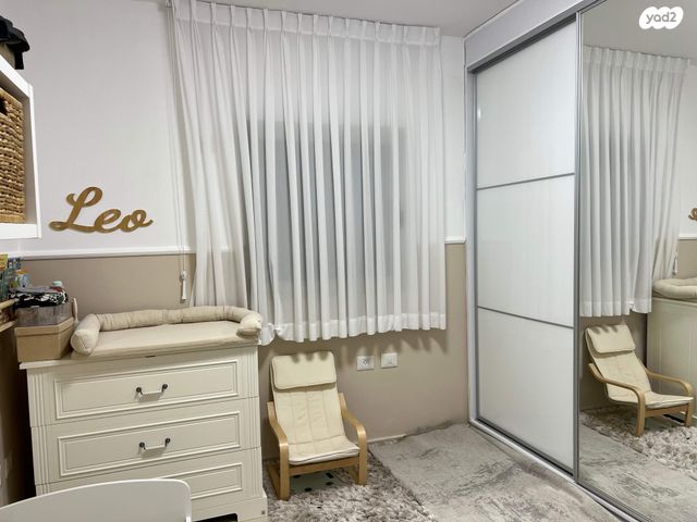 גג/ פנטהאוז, נעמי שמר 4, אירוס, ירוחם