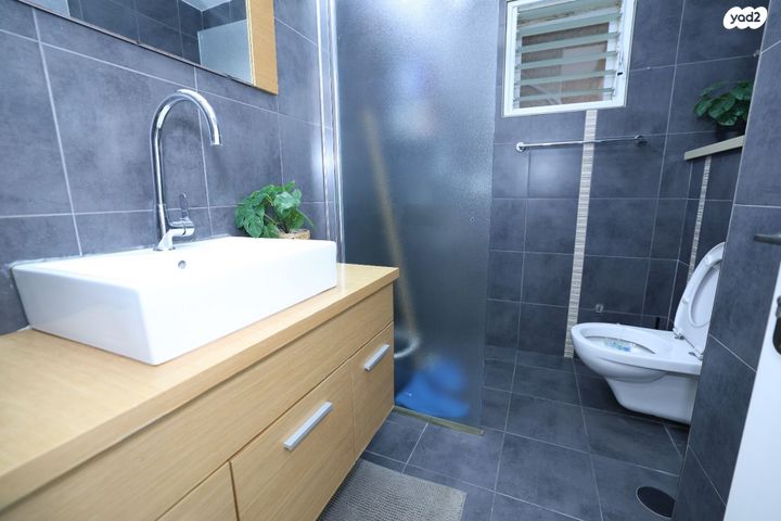 גג/ פנטהאוז, יריחו 35, שכונה ט', באר שבע