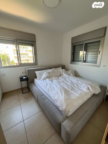 דירה, שדרות לוי אשכול 63, הגוש הגדול, רמת אביב החדשה, נופי ים, תל אביב יפו