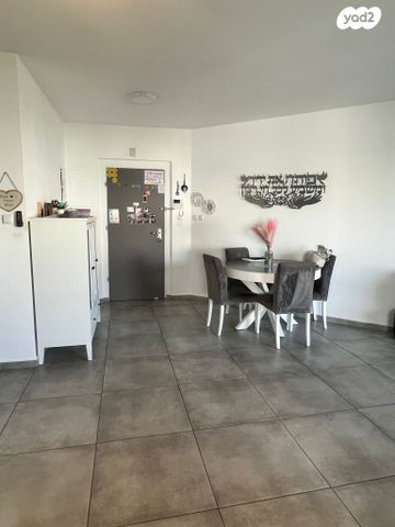 דירה, אורנה פורת 8, הרקפות, ראשון לציון