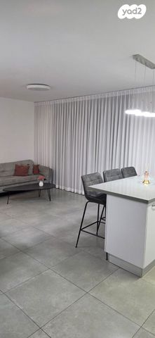 דירה, יוסף אבו 7, נתיבות מערב, נתיבות