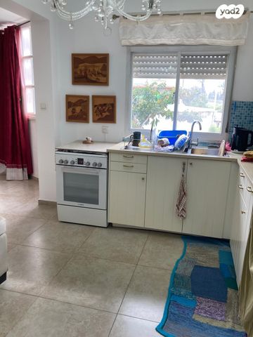 דו משפחתי, הלוי 15, בית אליעזר, חדרה