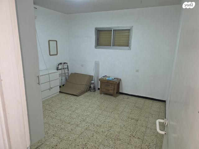 דירה, אלברט איינשטיין 22, ממשלתית, לוד