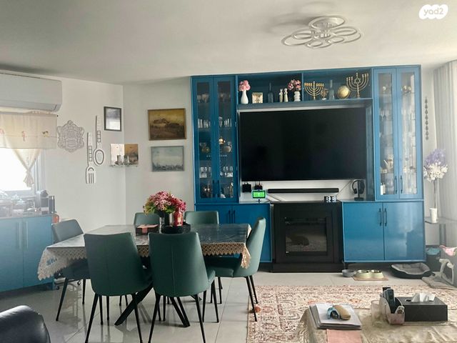 דירה, שדרות חיים וייצמן 98, צפון מזרח מרכז העיר, נתניה